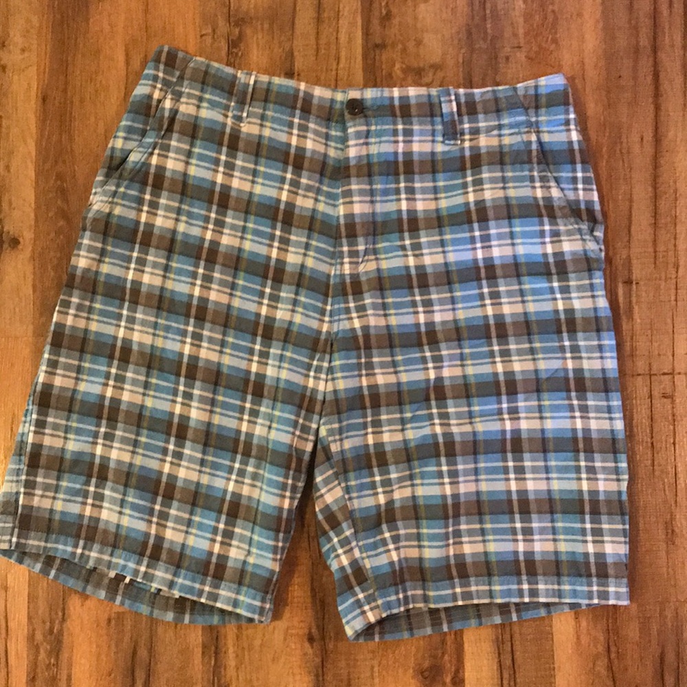 Men’s Aeropostale shorts